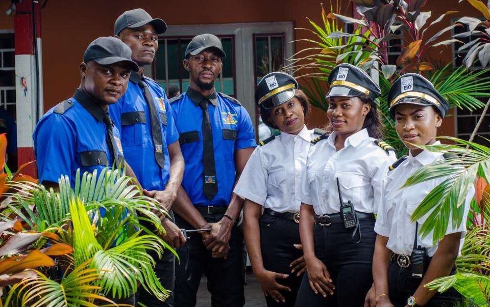 L'équipe mixte lion security.